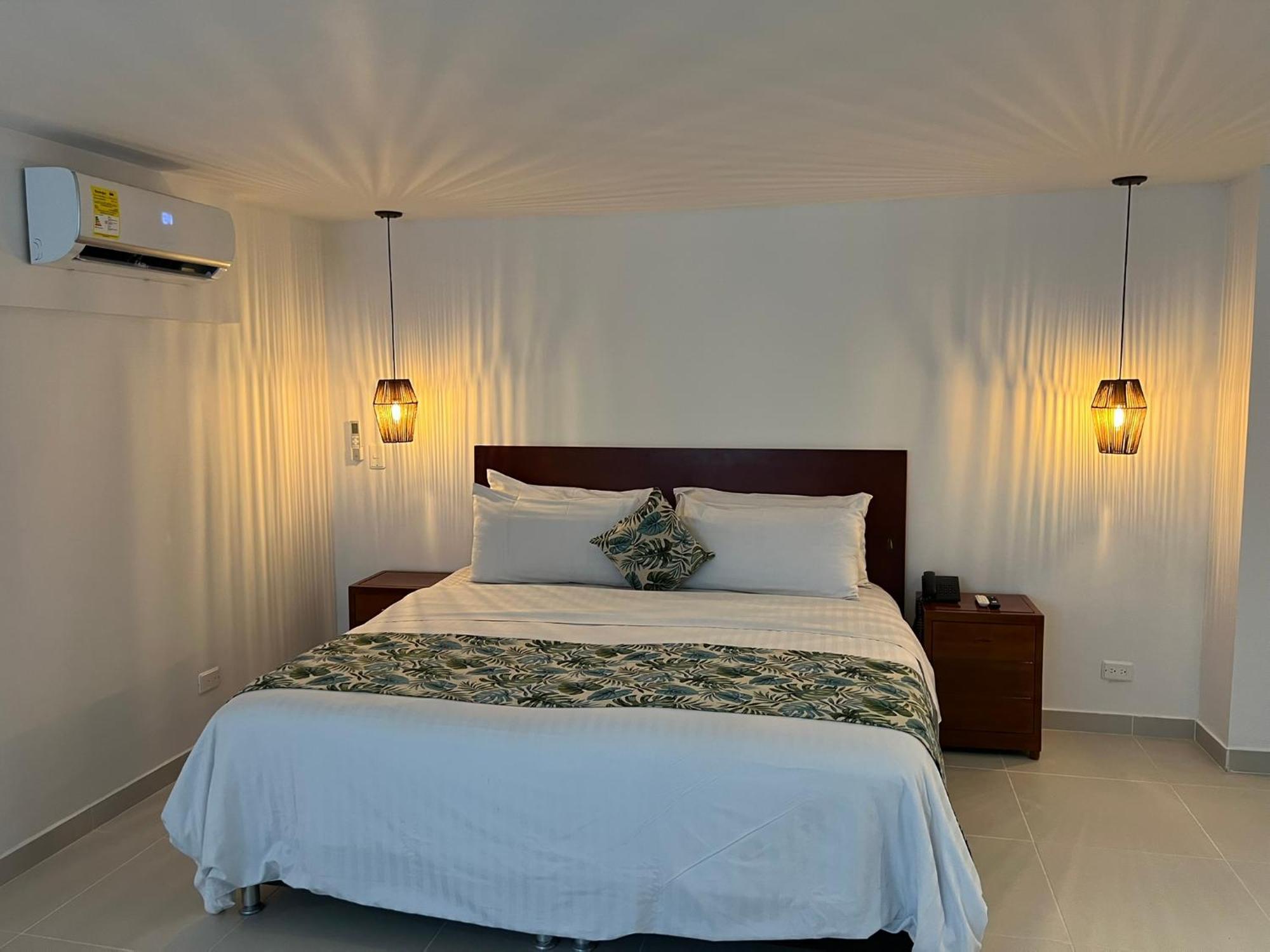 Hotel Playa Club Cartagena Kültér fotó